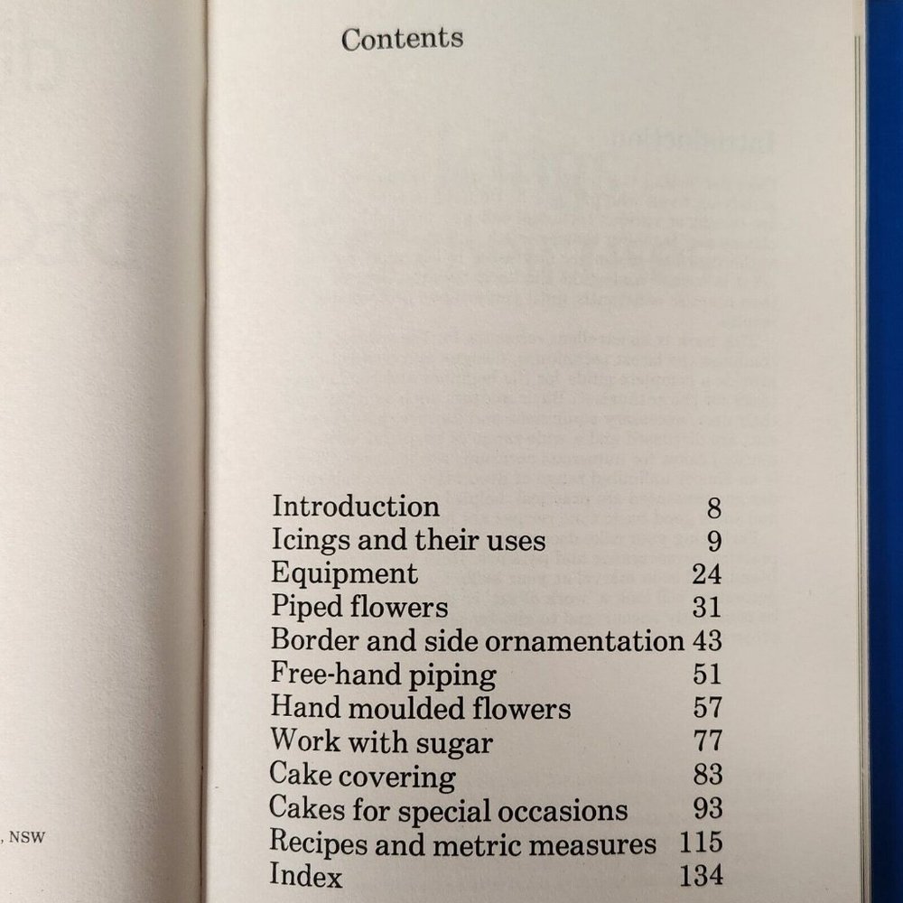 DISCOVERING CAKE DECORATING By Bernice Vercoe - Hardcover 1974 136 pages - Picture 4 of 6